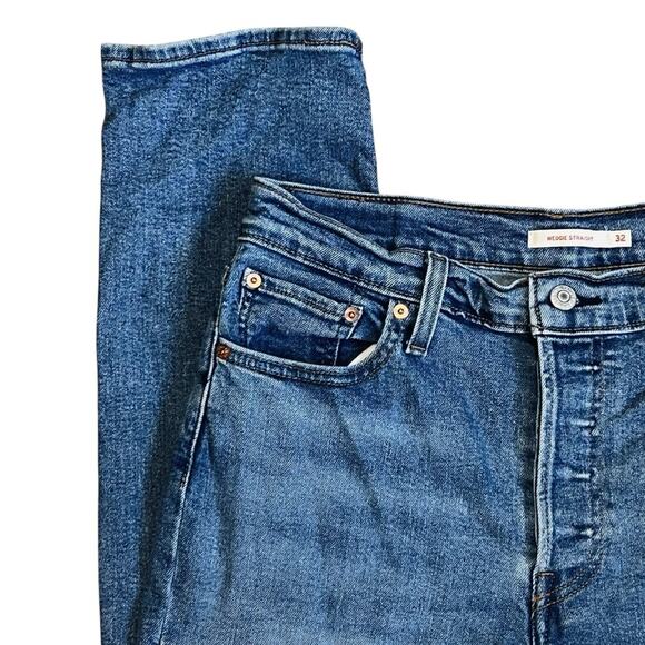 Levi’s Women’s Sz 32 High Rise Wedgie Jeans Straight Leg Medium Wash Denim - Picture 5 of 14